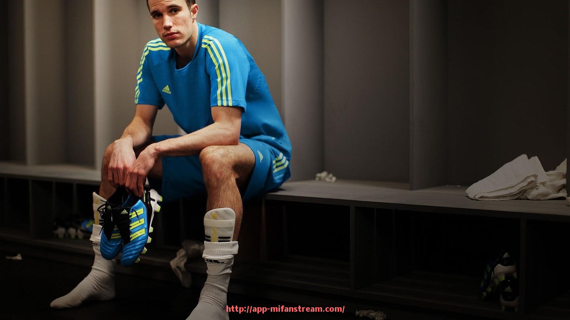 秘饭直播-盘点近年来世俱杯球队装备新品发布热点与市场反馈